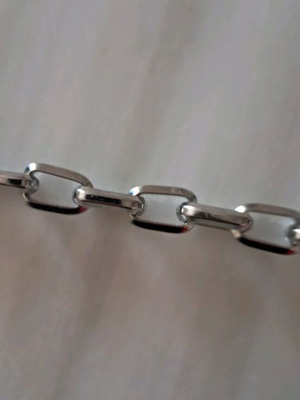 Chain bracelet like new