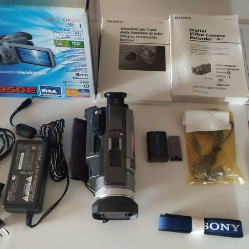 Sony DCR-TRV950E video camera used with extra accessories