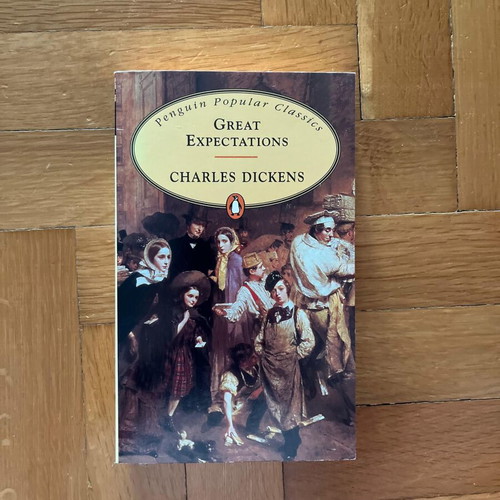 Great Expectations by Charles Dickens used, English Penguin Popular Classics