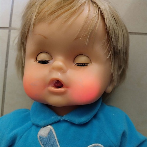 Cicciobello baby doll used with front tear