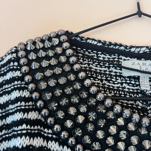 ZARA wide sweater with spikes used, black, size S