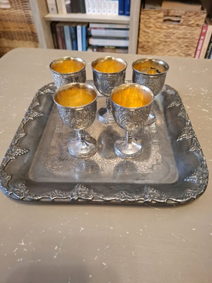 Silver-plated set with tray and glasses used