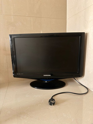 Τηλεόραση Samsung 22 ιντσών μοντέλο LE22B350F2WXXH σαν καινούργιο
