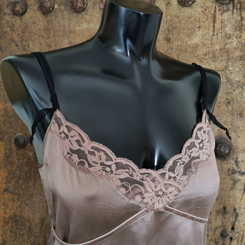 Sisley 100% silk camisole with lace and ombre effect like new