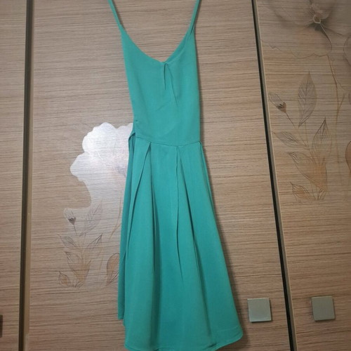 BSB dress with crossed straps and zipper, 100% viscose, like new