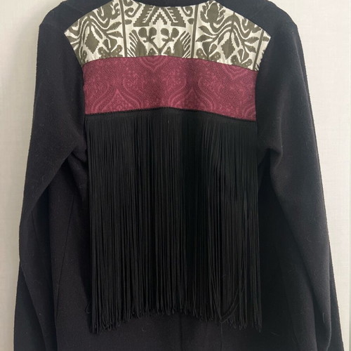 Nidodileda cardigan black with fringes like new
