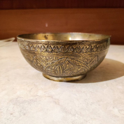 Tasi bowl used with engraved designs from Ottoman Empire