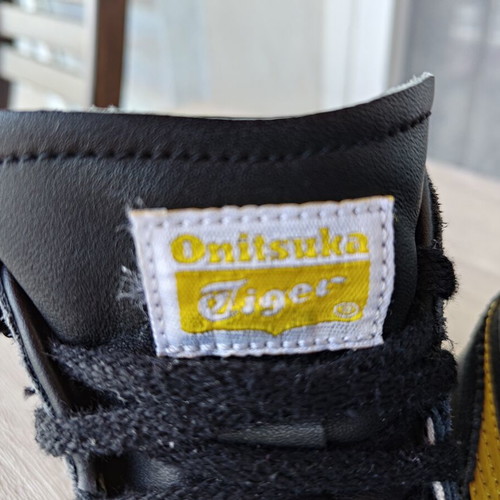 Puma Onitsuka Tiger Mexico Mid sneakers used, black yellow size 42.5