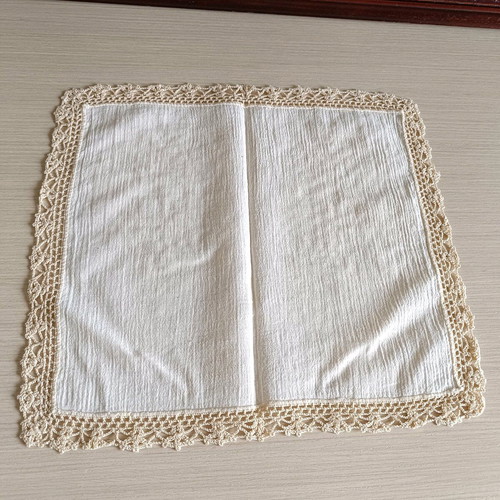 Handmade table runner 35x31cm with organza and lace, 1980s, like new