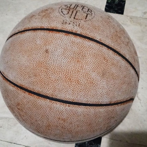 Molten SB-77 Vintage 1992 Basketball collectible used, made in Japan