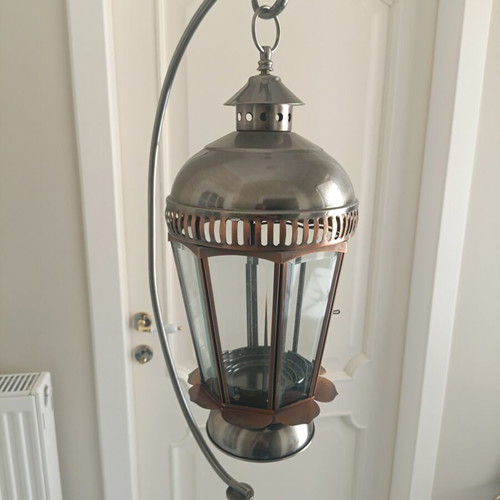 Decorative metal lantern like new, indoor steel