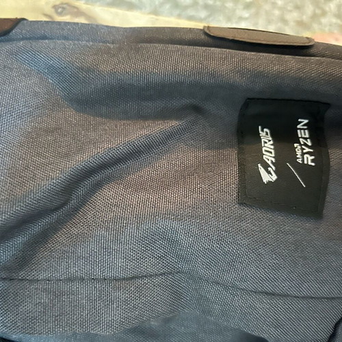 Small black waist bag like new