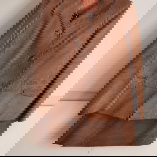 Δερμάτινο ταγέρ μεταχειρισμένο σε καφέ χρώμα, μέγεθος Small