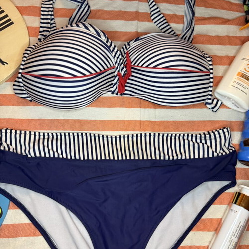 Ριγέ μπικίνι Navy Style σαν καινούργιο, σετ 2 τεμαχίων