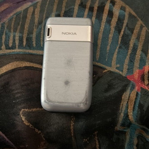 Nokia 6085 μεταχειρισμένο, πλήρως λειτουργικό χωρίς φορτιστή, γκρι