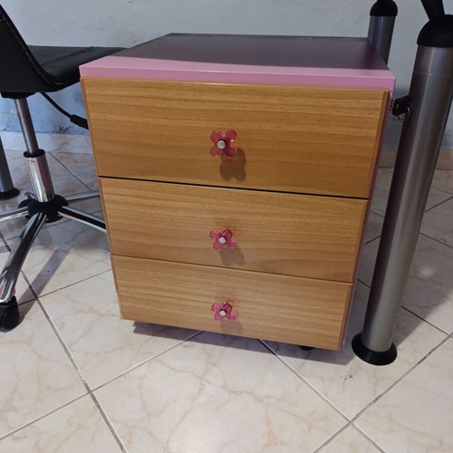 Desk with drawers used in good condition