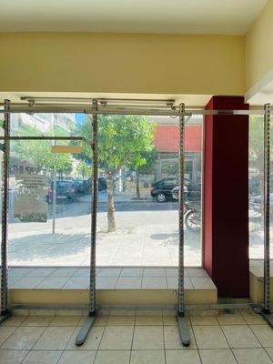 Εξοπλισμός Dexion μεταχειρισμένος για κατάστημα επιτοίχιος και επιδαπέδιος