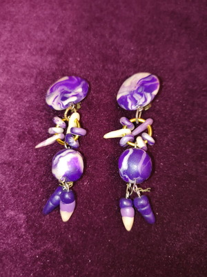 Handmade clay earrings like new, white and purple, 1980s