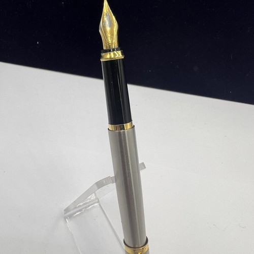 Elysee pen new without box