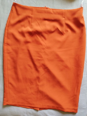Xteen Fashion orange crepe skirt like new, size 5XL