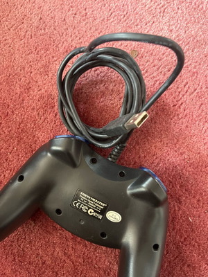 Trustmaster USB controller like new, ergonomic design
