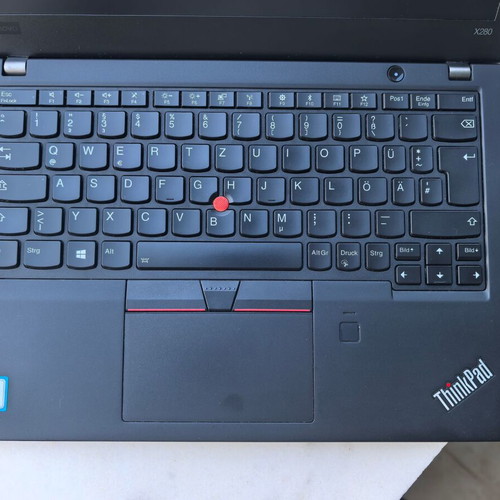 Lenovo ThinkPad X280 i5-8350U 8GB 256GB SSD FHD Laptop like new