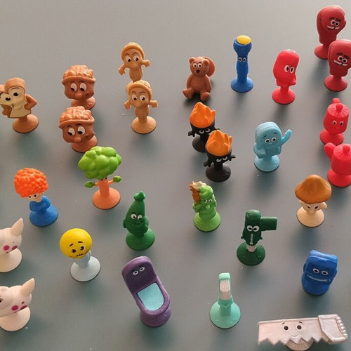 Stikees Lidl 2022 collectible figures new, pack of 39 pieces