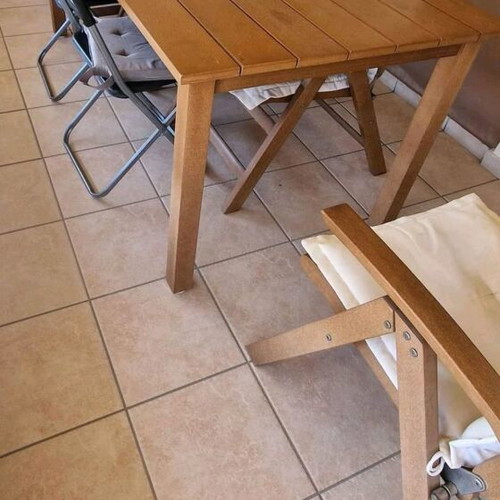 Wooden garden table like new, 1.80m x 0.89m, weatherproof FUREMA