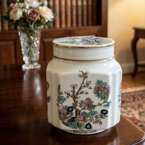 Vintage porcelain storage jar ginger jar tea caddy like new