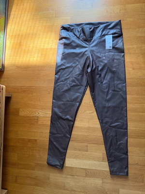 Leather-look leggings brown new, size XL