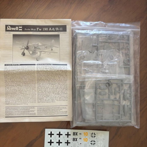 Revell Focke-Wulf Fw 190 A-8/R-11 1:72 model kit