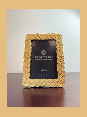 Photo frame gold 10x15 cm new, metal