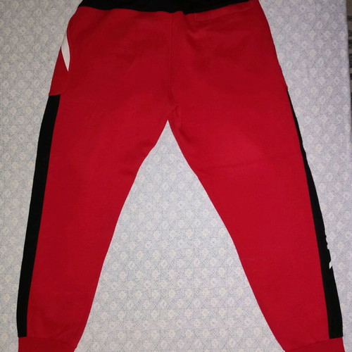 Nike sweatpants like new, red with black details, size M