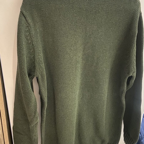 Men's green pullover like new, sizes M and L