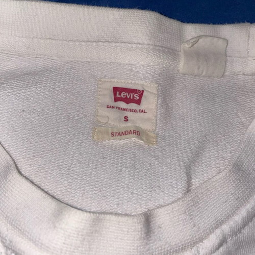 Levi’s white sweatshirt like new, size S