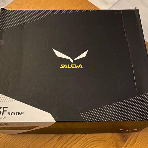 Salewa MTN Trainer Lite Mid GTX Premium Navy/Blue Fog women's hiking boots size 39 like new