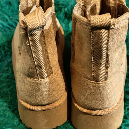 Camel suede fur-lined ankle boots new
