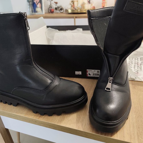 Xti women's ankle boots new, size 39, black