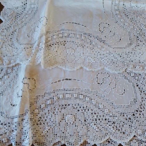 Tablecloths set of 2 60×60 knitted with fabric new
