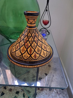 Moroccan Tagine with beautiful colors like new