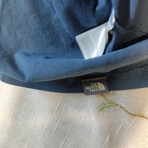 The North Face T-shirt XL like new, cotton, blue