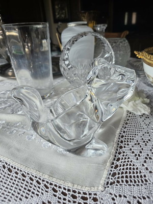 Kosta Boda crystal squirrel figure like new