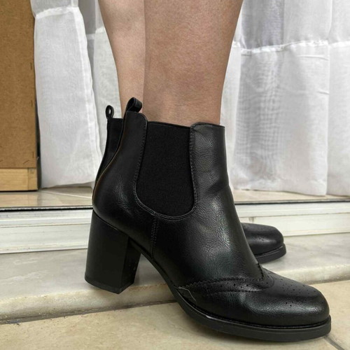 Vintage Boho boots new, size 38, black