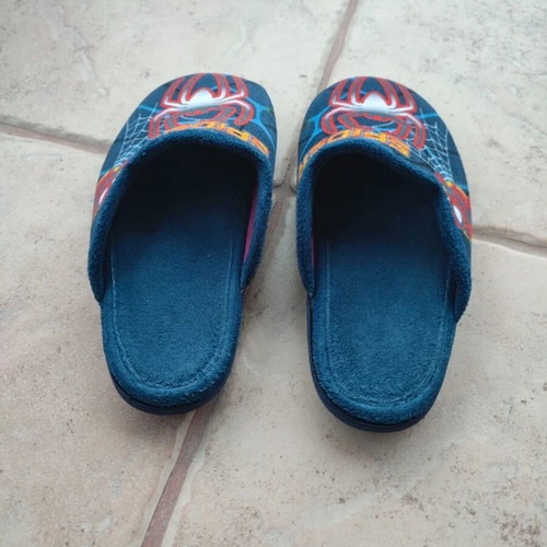 Spider-Man children's winter slippers size 34, dark blue