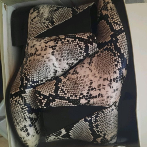 La Bottine Souriante women's ankle boots like new, animal print size 41