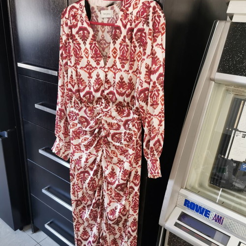 Dress Be You medium size like new