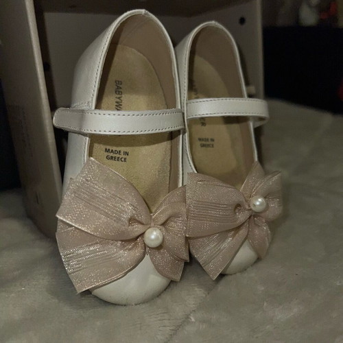 Baptism shoes for girl like new