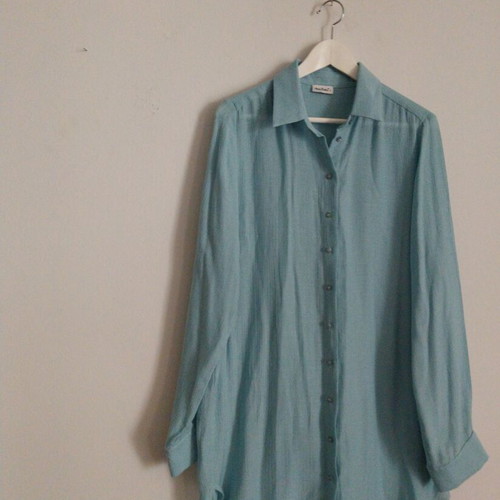 Anna Riska women's shirt XL turquoise like new