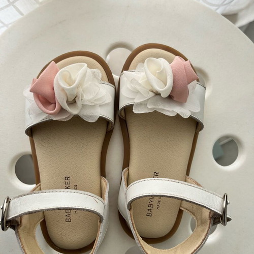 Babywalker baptism sandals size 24 like new, beige and pink