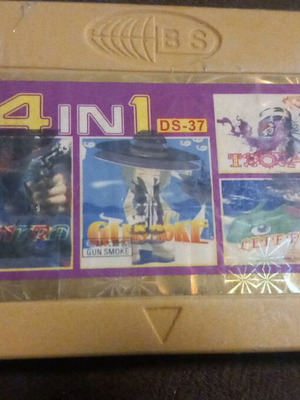 4 in 1 game used for Nintendo NES Famicom